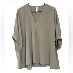 Zenana Olive Green V-Neck Blouse L/XL Flowy Dolman Sleeve Lightweight Boho Top